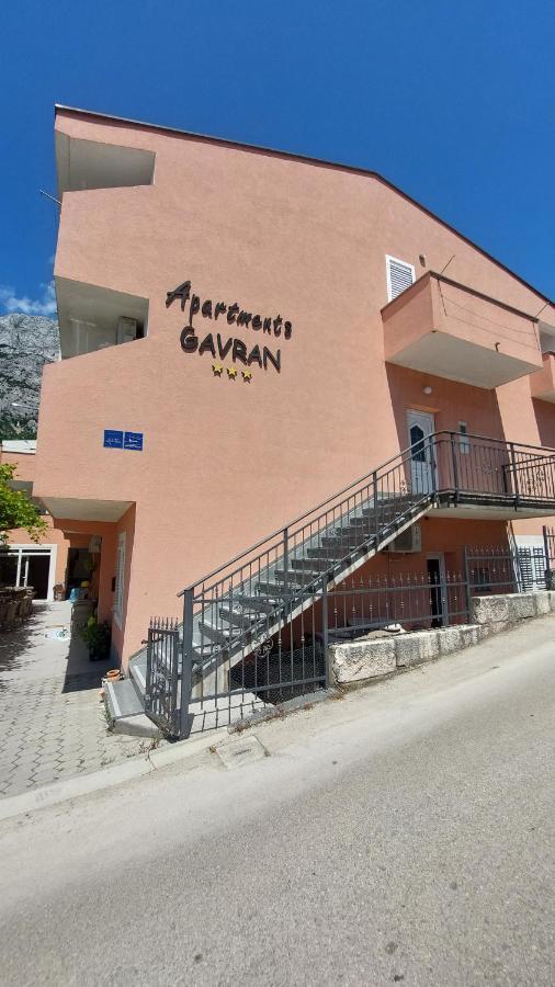 Apartments Gavran 2. Baska Voda Bagian luar foto