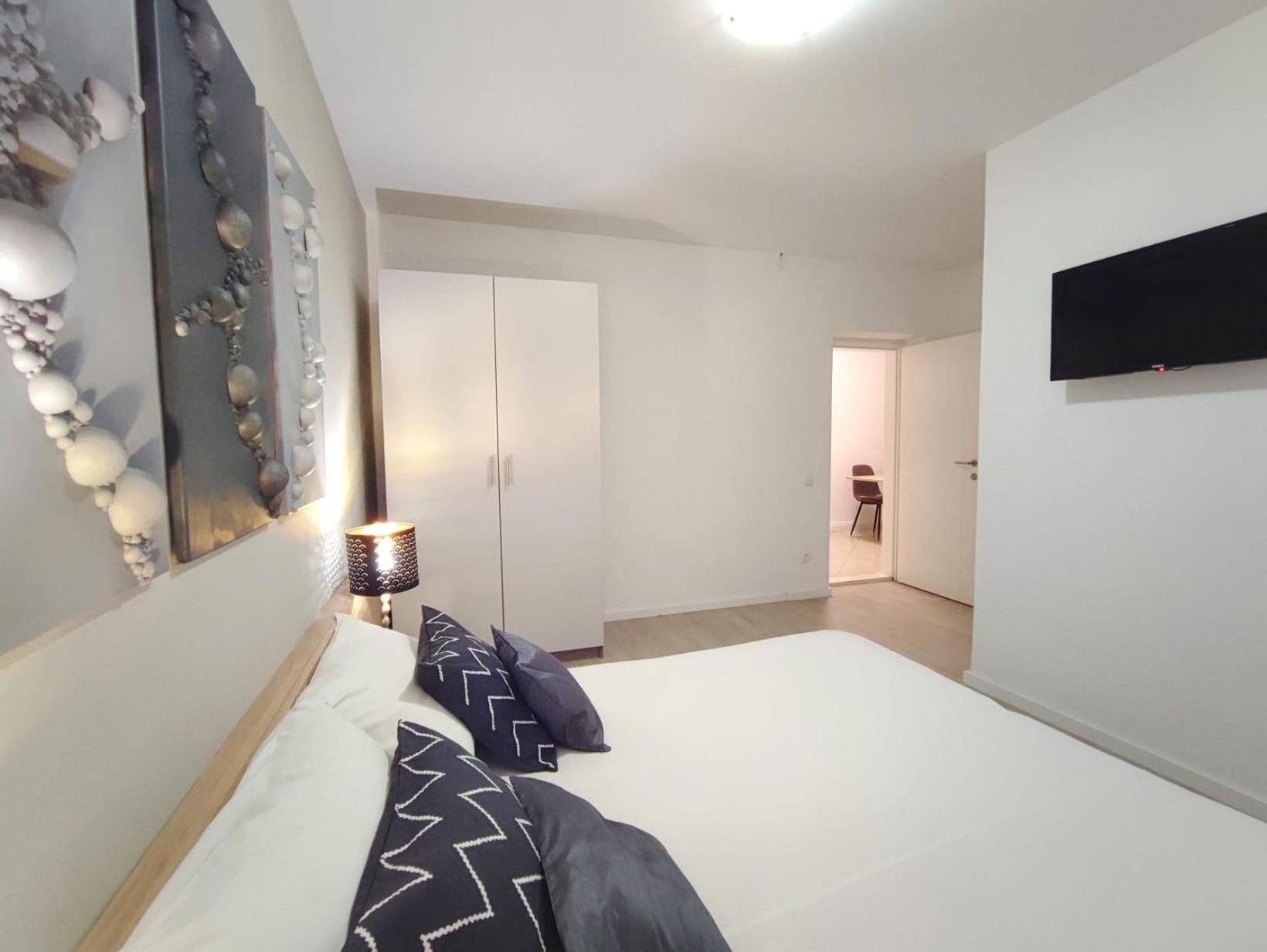 Apartments Gavran 2. Baska Voda Ruang foto